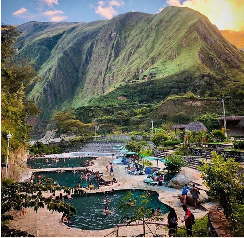 Aguas Termais medicinais Colcamayo, está perto de Machu Picchu vila